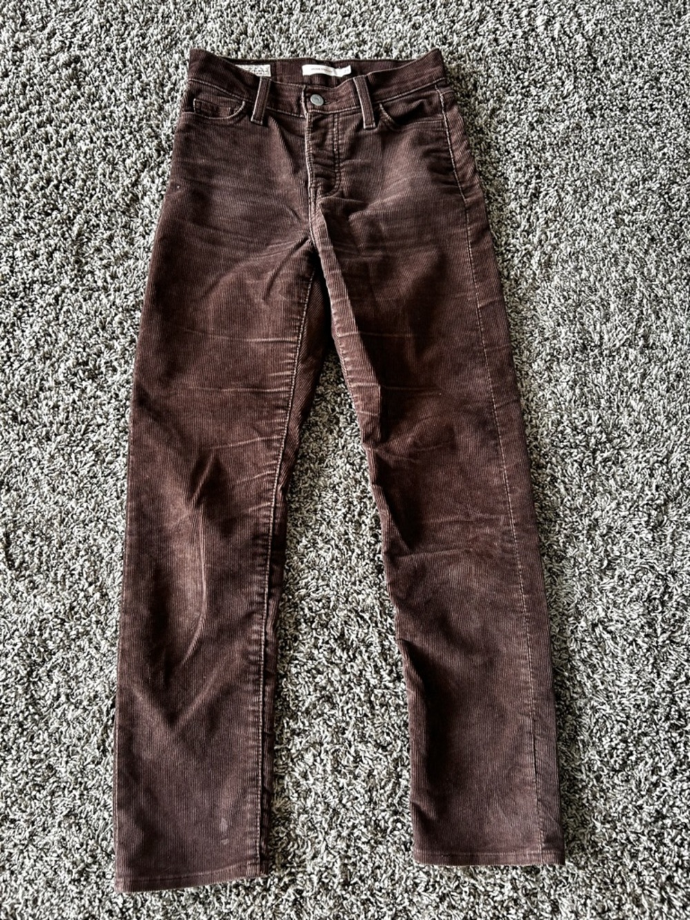 Levi's Wedgie Straight Women's Jeans in Brown Corduroy